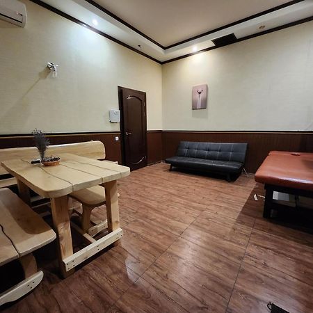 Hotel Київські Ночі Extérieur photo