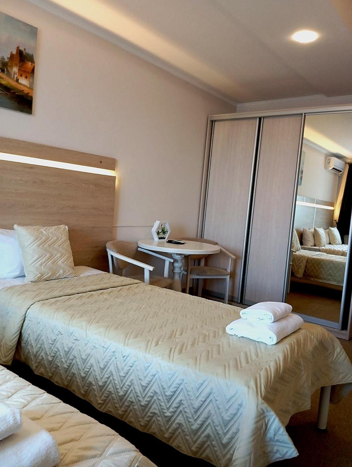 Hotel Київські Ночі Extérieur photo