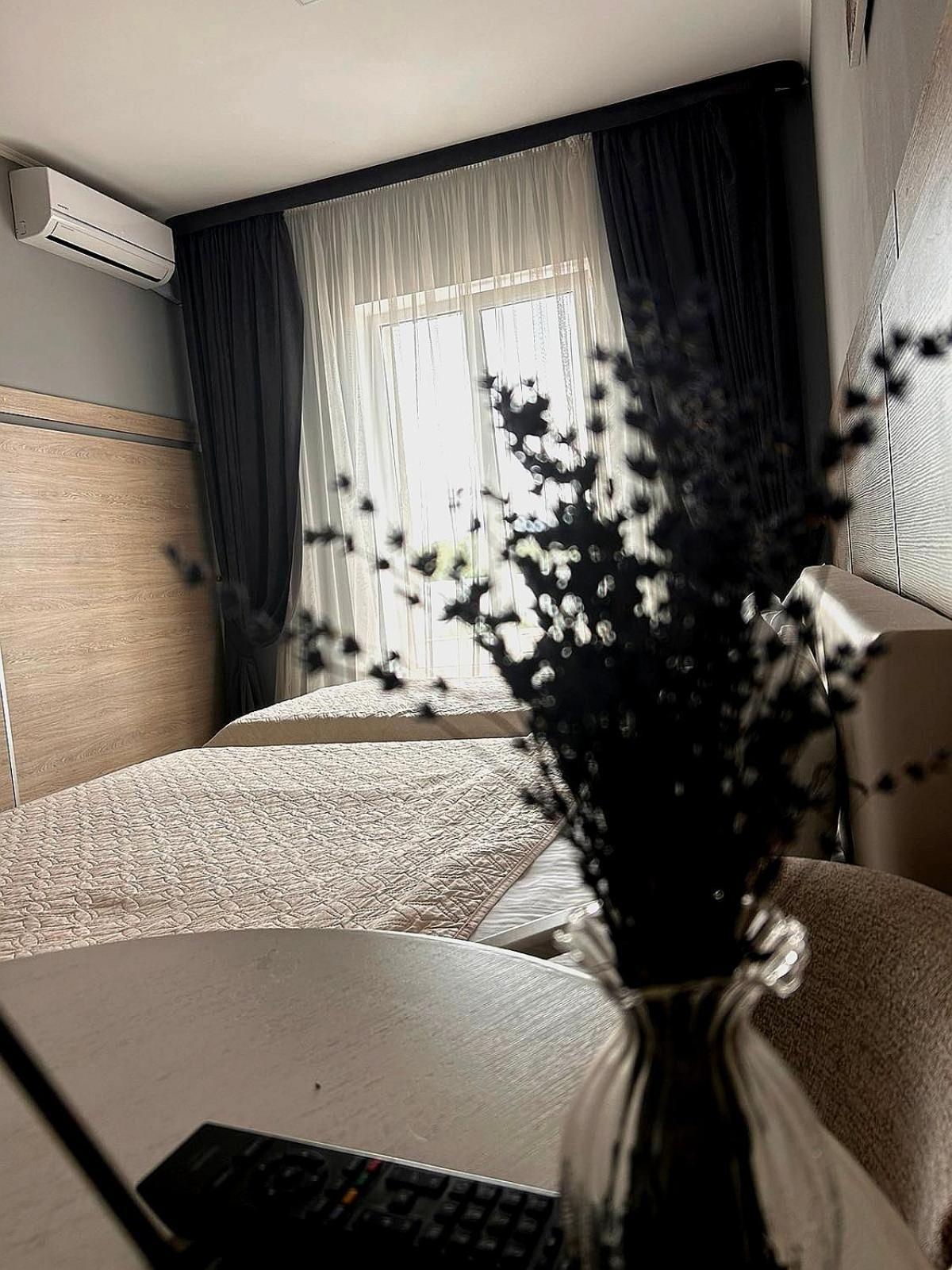 Hotel Київські Ночі Extérieur photo