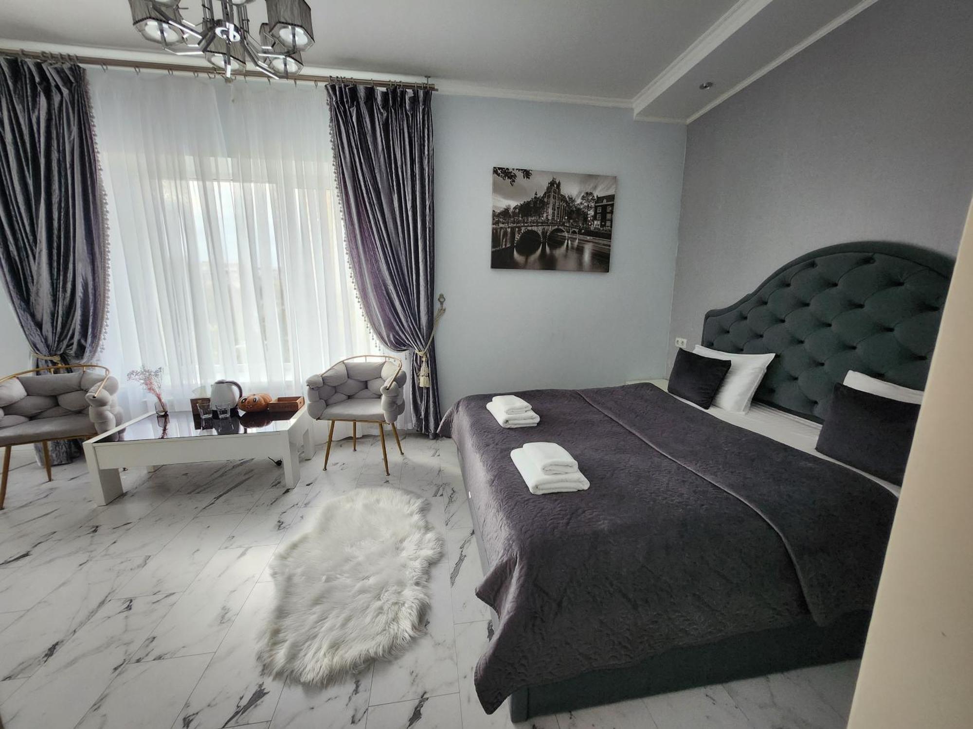 Hotel Київські Ночі Extérieur photo